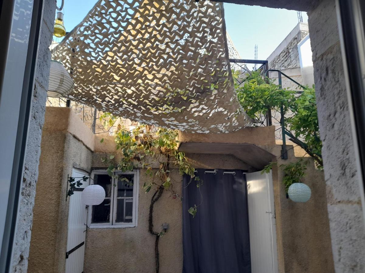 Maison De Village Avec Cour Interieure Et Terrasse Septfonds Exteriér fotografie